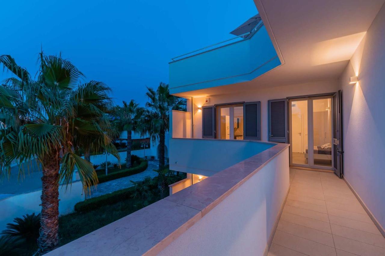 Peninsula Apartments Porto Cesareo Esterno foto