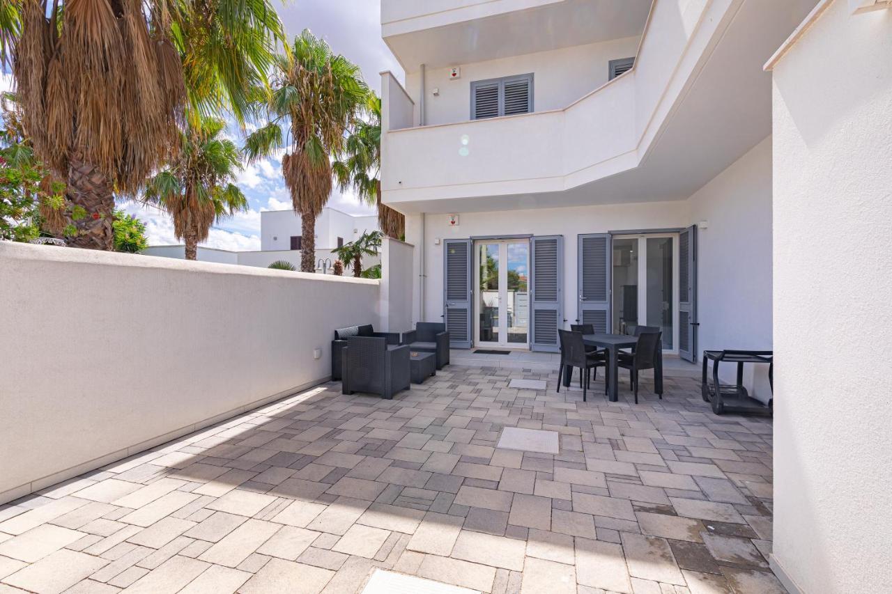 Peninsula Apartments Porto Cesareo Esterno foto