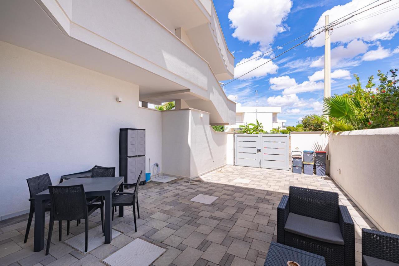 Peninsula Apartments Porto Cesareo Esterno foto