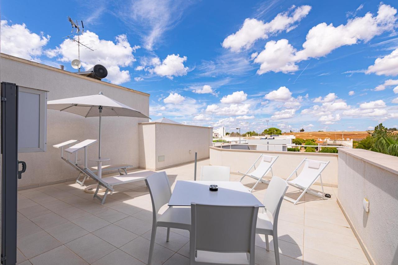 Peninsula Apartments Porto Cesareo Esterno foto