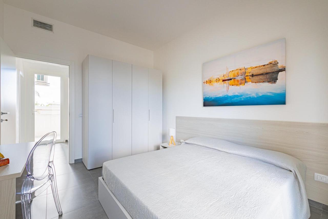 Peninsula Apartments Porto Cesareo Esterno foto
