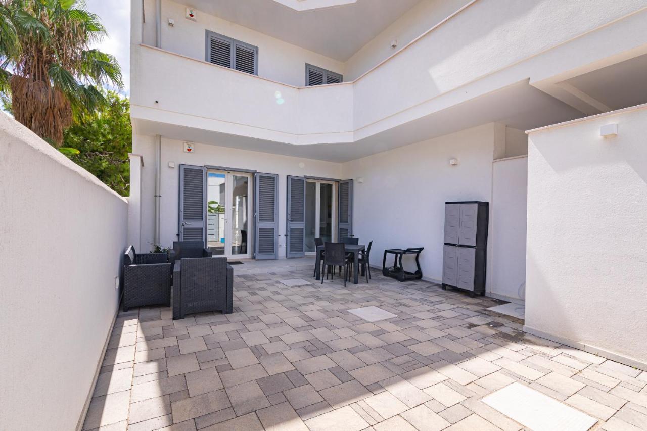Peninsula Apartments Porto Cesareo Esterno foto